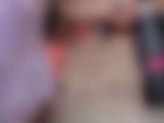 Elenna-salvatoree's Live Sex Cam Show