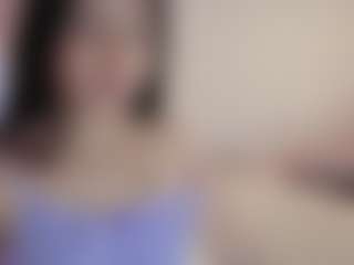 Elenna-salvatoree's Live Sex Cam Show