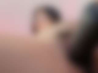 Elenna-salvatoree's Live Sex Cam Show