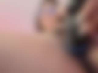 Elenna-salvatoree's Live Sex Cam Show