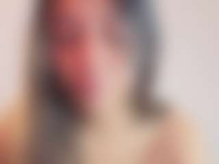 Elenna-salvatoree's Live Sex Cam Show