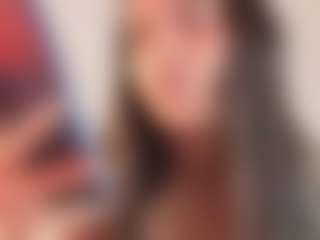 Elenna-salvatoree's Live Sex Cam Show