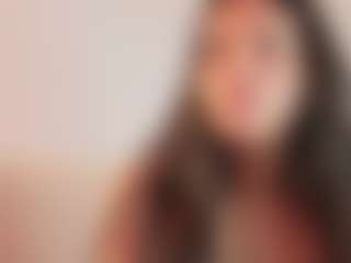 Elenna-salvatoree's Live Sex Cam Show