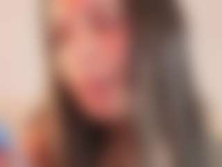 Elenna-salvatoree's Live Sex Cam Show