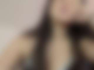 Elenna-salvatoree's Live Sex Cam Show