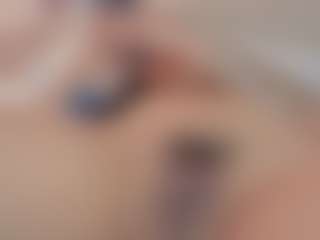 Elenna-salvatoree's Live Sex Cam Show