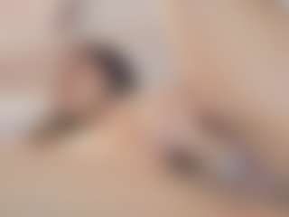 Elenna-salvatoree's Live Sex Cam Show