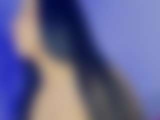 Elenna-salvatoree's Live Sex Cam Show
