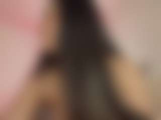 Elenna-salvatoree's Live Sex Cam Show