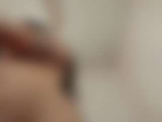 Elenna-salvatoree's Live Sex Cam Show