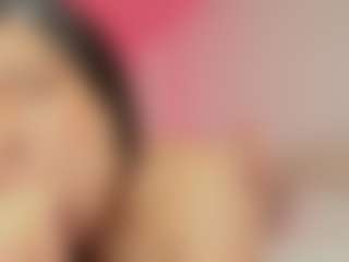 Elenna-salvatoree's Live Sex Cam Show