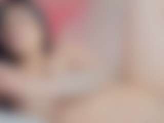 Elenna-salvatoree's Live Sex Cam Show
