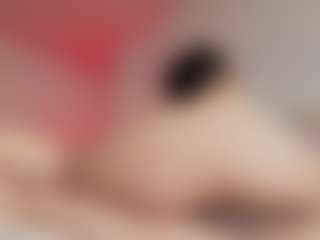 Elenna-salvatoree's Live Sex Cam Show