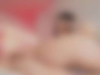 Elenna-salvatoree's Live Sex Cam Show
