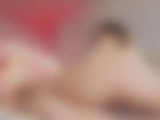 Elenna-salvatoree's Live Sex Cam Show