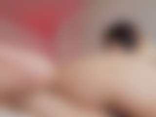 Elenna-salvatoree's Live Sex Cam Show