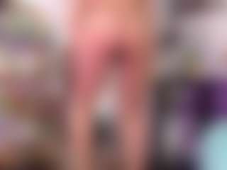 Live cam show with Giingergp - Brown Eyes on Camsoda