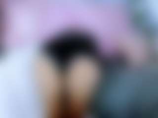 Live-Cam-Show mit GinaDawson - Striptease auf Camsoda