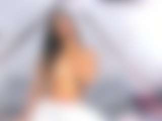 MiaHarper2's Live Sex Cam Show