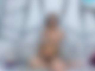 MiaHarper2's Live Sex Cam Show