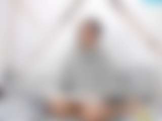 MiaHarper2's Live Sex Cam Show