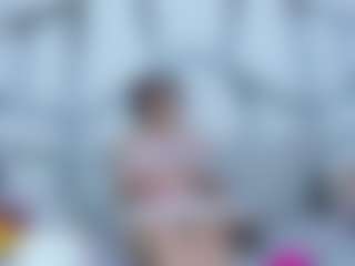 MiaHarper2's Live Sex Cam Show