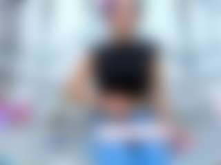 Live cam show with MiaHarper2 - Normal on AdultVida.com