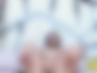 MiaHarper2's Live Sex Cam Show