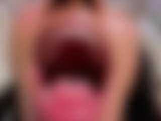 Live cam show with ScarletEvanss - Cute on Milfs Live
