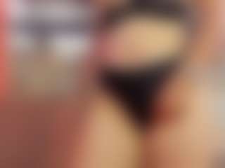 ShanaJamil's Live Sex Cam Show