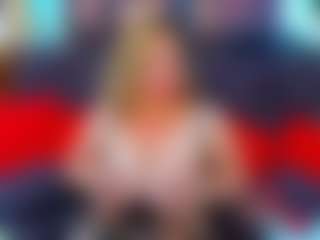Live cam show with BelleInna - Blonde Hair Middle Aged on Livezox