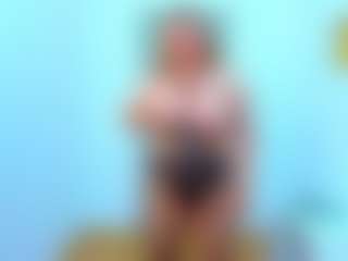 Live cam show with BelleInna - Blonde Hair Middle Aged on livesexfox.com