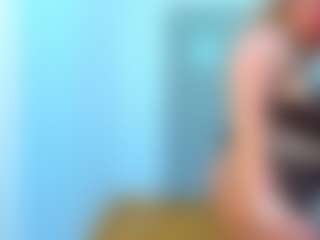 Live cam show with BelleInna - Shaved on Camsoda