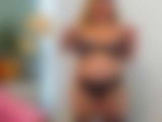 BelleInna's Live Sex Cam Show