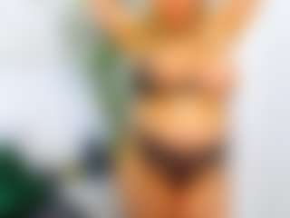 Live cam show with BelleInna - Middle Aged on Strip Flash - Live Sex Shows