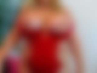 Live cam show with BelleInna - Role Play on Camsoda