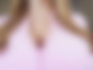 Live cam show with MelaniaWeisenburger - Green Eyes on CSO-WL