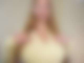 Live cam show with MelaniaWeisenburger - Genital Piercings on slutload