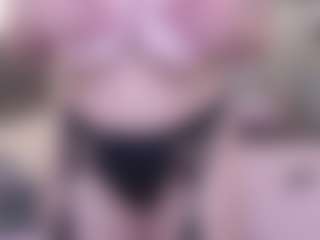 Live cam show with Ailinaioki - MILF on AdultVida.com