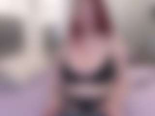 Live cam show with Ailinaioki - MILF on Camming Site