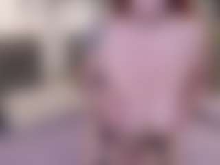 Ailinaioki MILF webcam performer live streaming