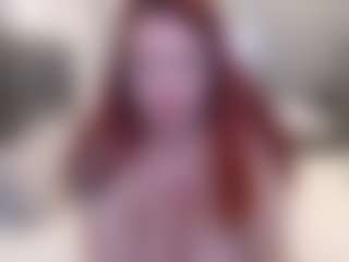 Ailinaioki MILF webcam performer live streaming