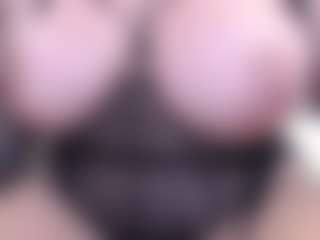 Ailinaioki's Live Sex Cam Show