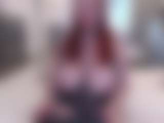 Live cam show with Ailinaioki - Middle Aged on SpunkLive