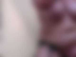 Ailinaioki's Live Sex Cam Show