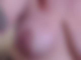 Ailinaioki's Live Sex Cam Show
