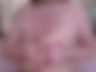 Ailinaioki's Live Sex Cam Show