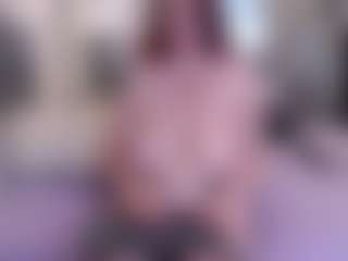 Ailinaioki's Live Sex Cam Show