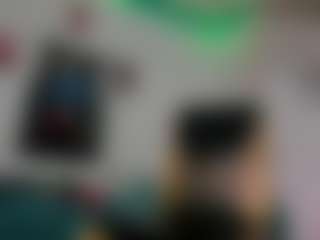 Live cam show with amberbrown19 - Dirty Talk on AdultVida.com
