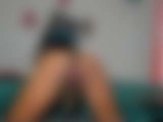 Live cam show with amberbrown19 - Orgasm on Camsoda